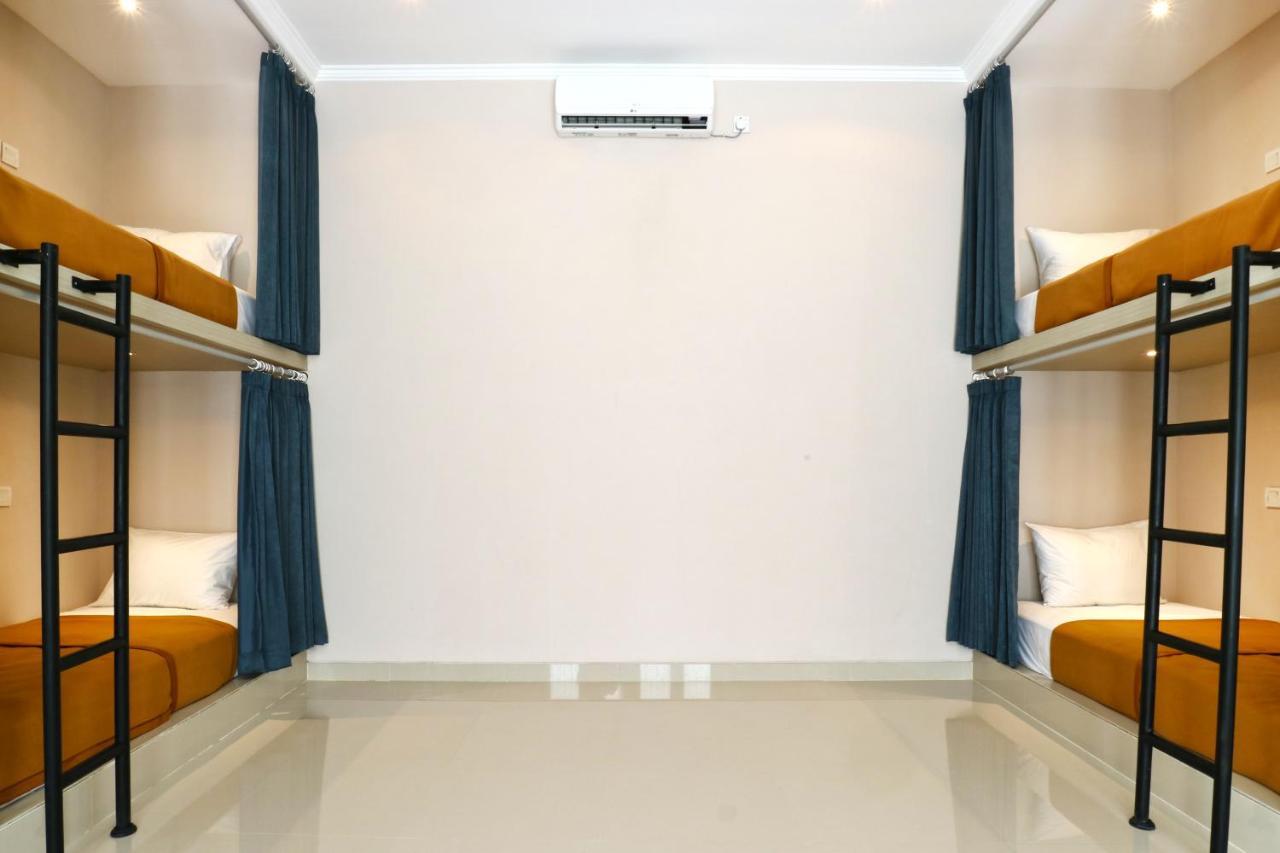 Taste Of Bali Hostel Кута Екстер'єр фото