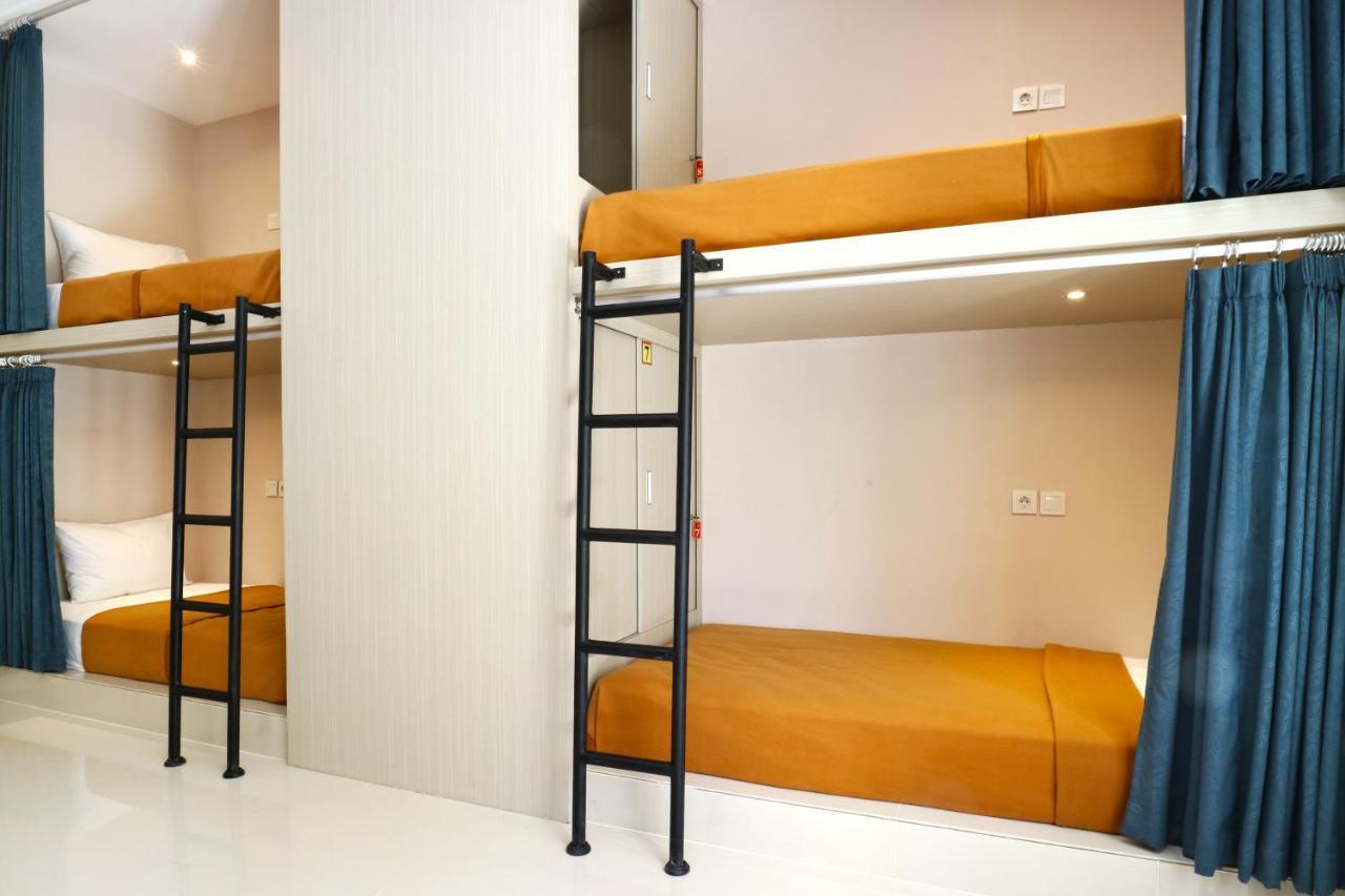 Taste Of Bali Hostel Кута Екстер'єр фото