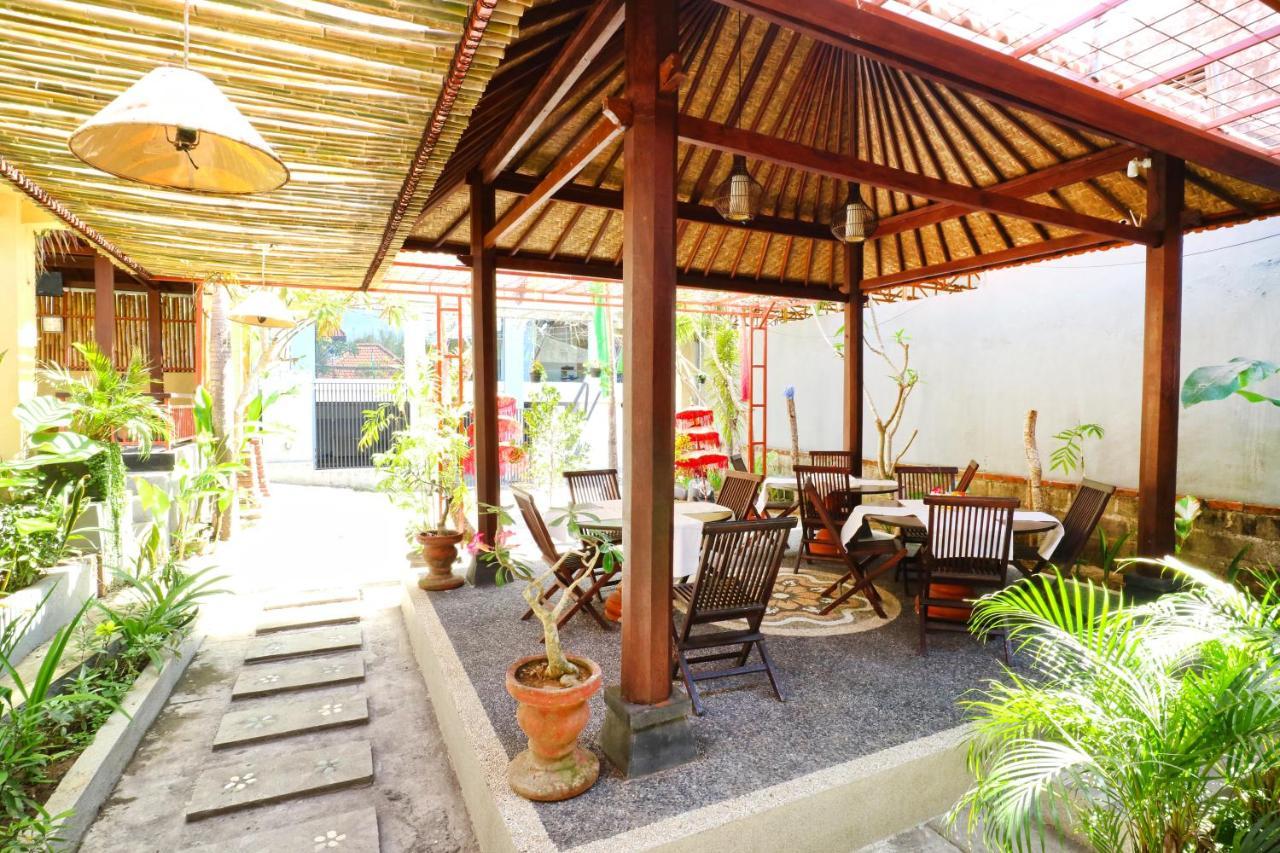 Taste Of Bali Hostel Кута Екстер'єр фото