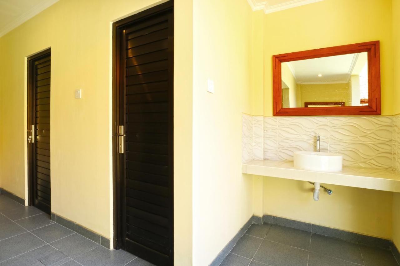 Taste Of Bali Hostel Кута Екстер'єр фото